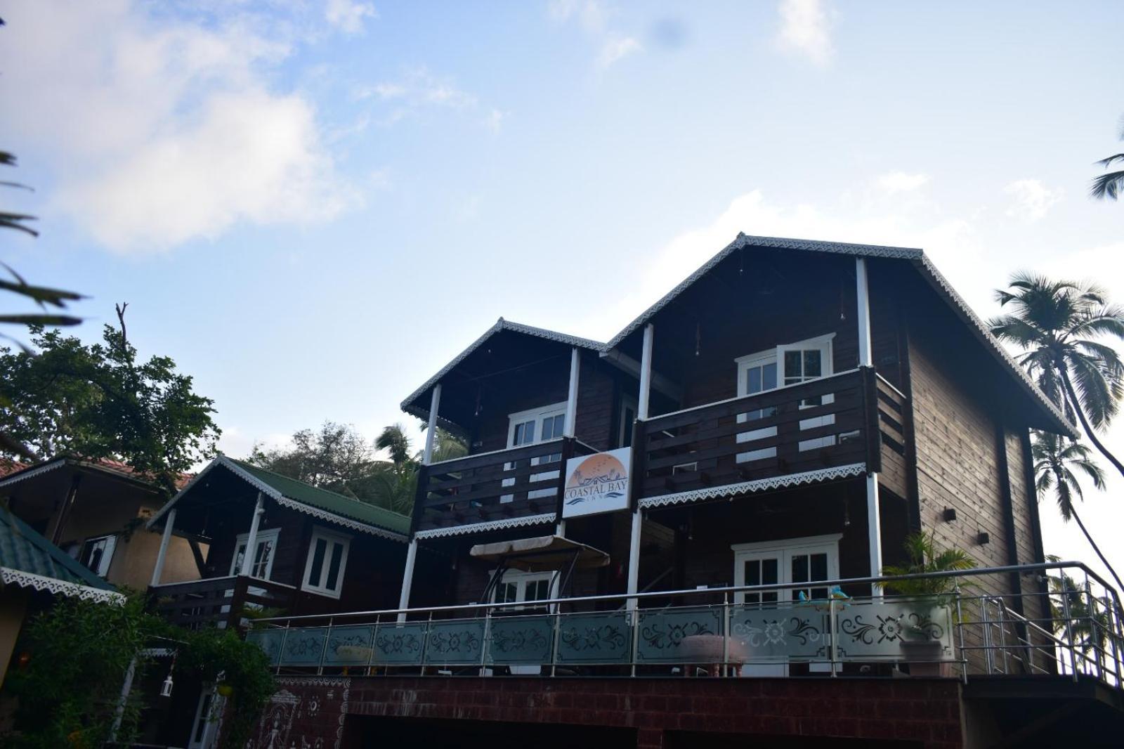 Coastal Bay Inn آليباغ المظهر الخارجي الصورة