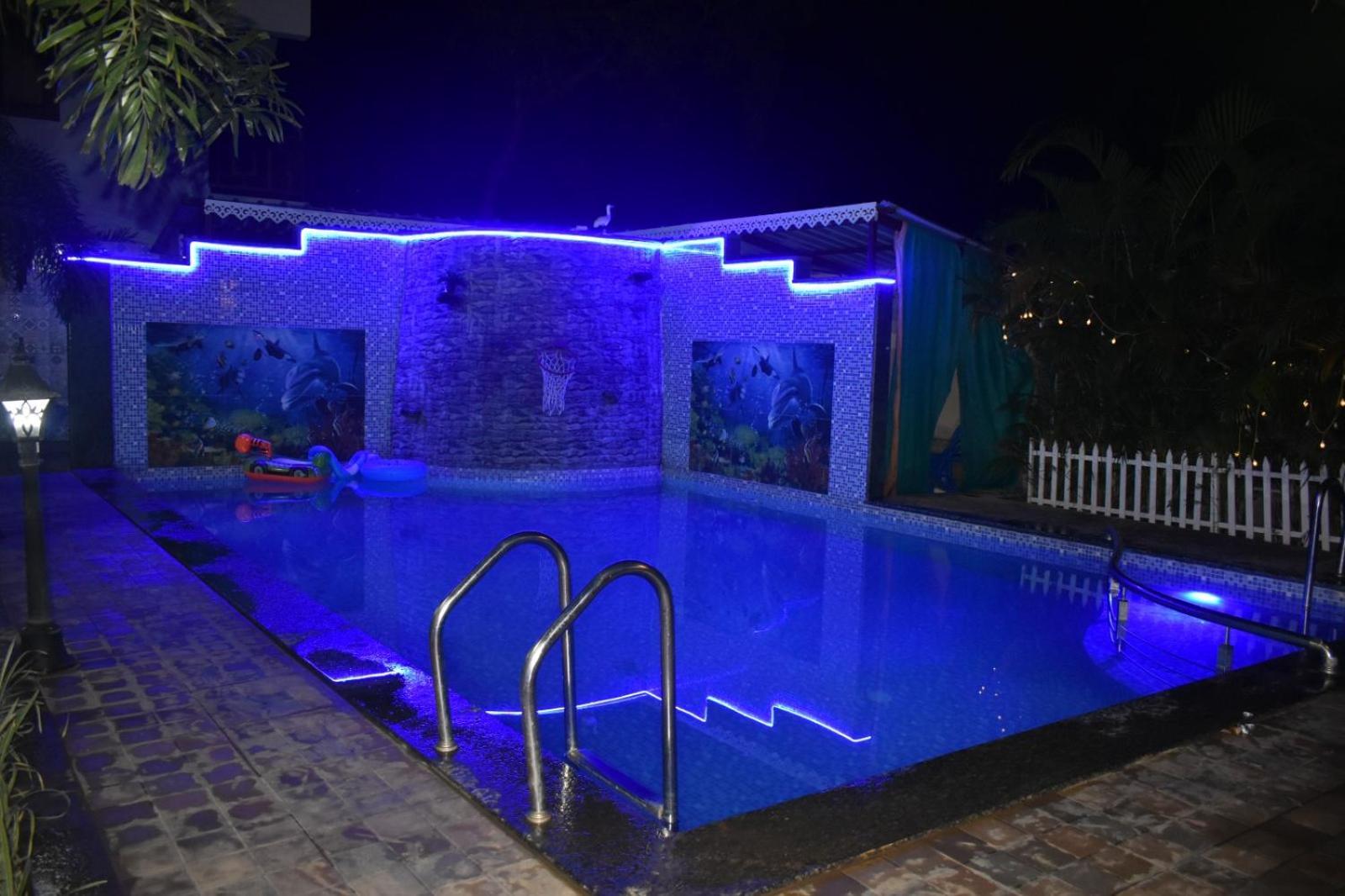 Coastal Bay Inn آليباغ المظهر الخارجي الصورة