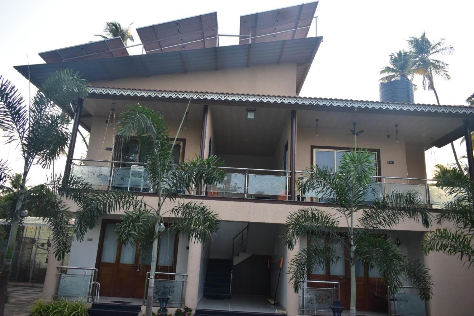 Coastal Bay Inn آليباغ المظهر الخارجي الصورة